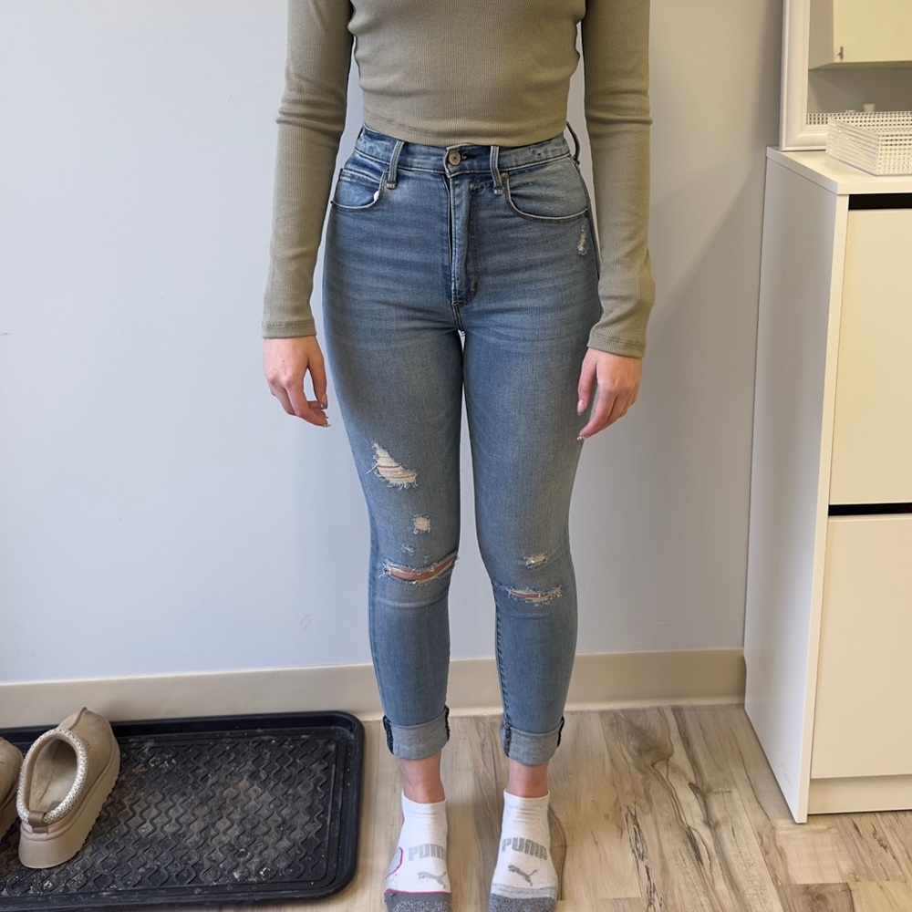Abercrombie & Fitch Ultra High Rise Super Skinny Jeans
